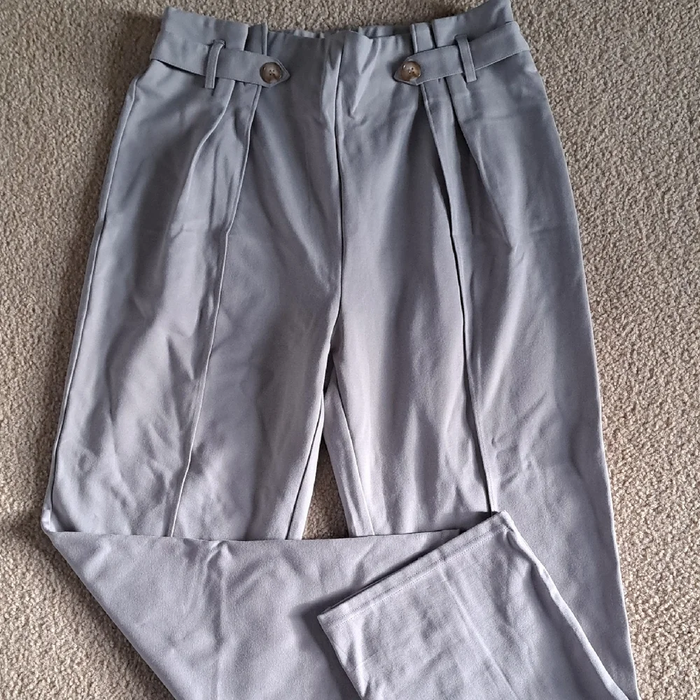 LARGE  HALARA DECORATIVE BUTTON FLAP WAISTBAND COOL TOUCH PANTS - Picture 2 of 6